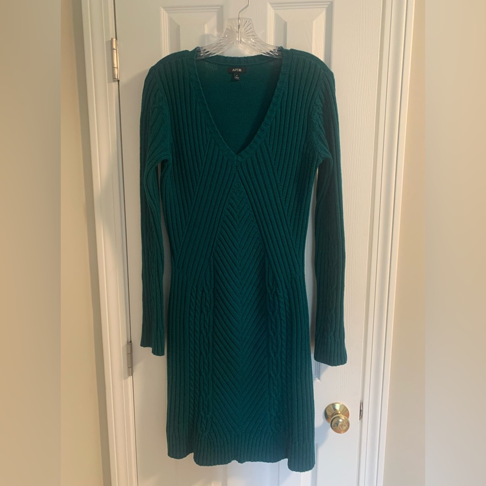 Apt. 9 Teal Green Long Sleeve Dress